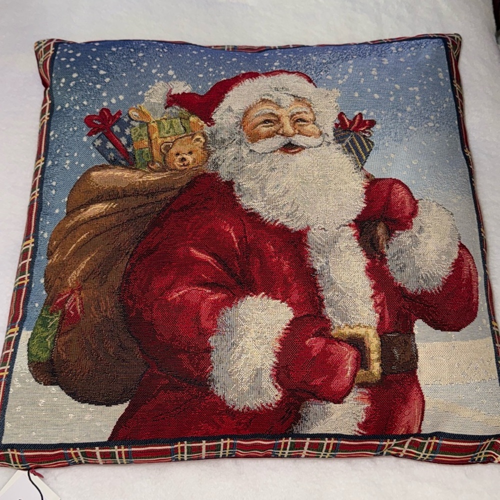 Caldeira Crosstitch Christmas stitched pillows Viral Vintage 🎅🏻